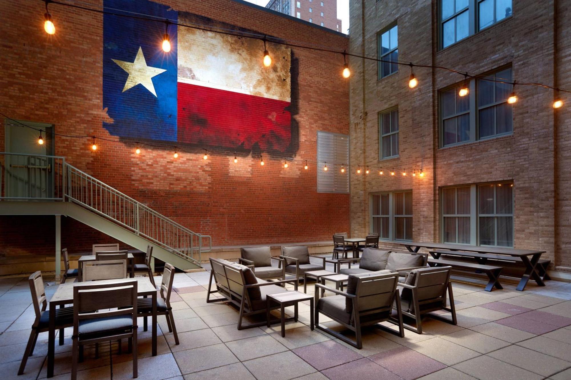 Courtyard Fort Worth Downtown/Blackstone Exterior foto